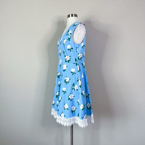 Draper James | Magnolia Love Blue Floral Fit Flare Lace Hem Preppy Dress 8 EUC - Picture 7 of 10